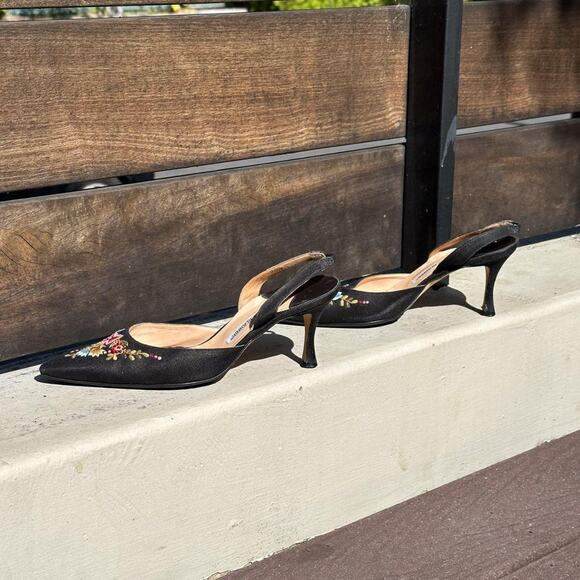 Vintage Manolo Blahnik Floral Embroidered Kitten Slingback Sandals in Black - Picture 3 of 8